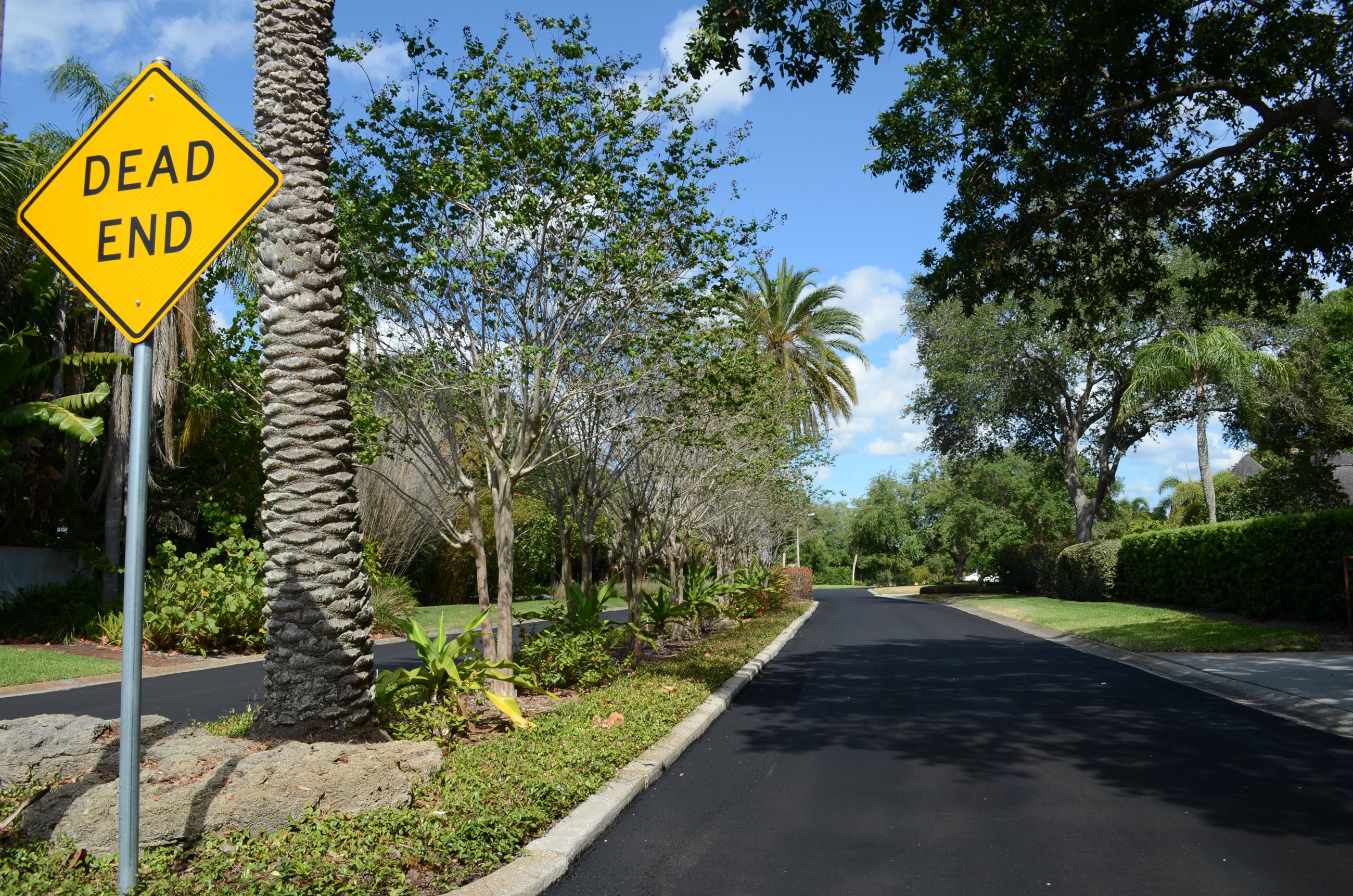 Eastleigh Drive after a fresh road resurfacing.